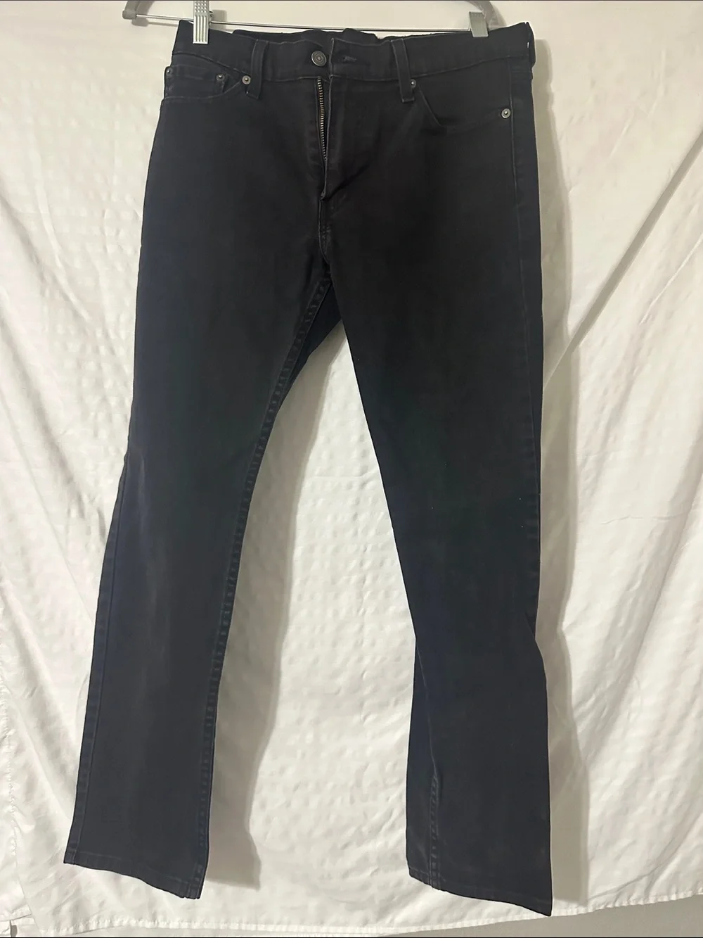 Levi's Men's Black Slim Straight Jeans